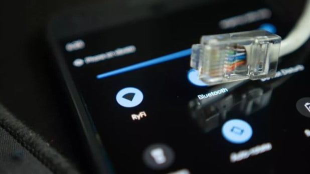 Sẽ có nhiều sự bùng nổ về kết nối vạn vật khi Wi-Fi 7 ra mắt. Nguồn: Android Authority.